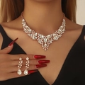 Luxurious rose gold jewelry set with pear-cut crystals including necklace and earrings - Rose Gold (02)