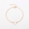 Elegante gouden armband met opengewerkt hartje en verstelbare karabijnsluiting riem - Goud