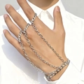 Zilveren meerlaagse kettingarmband met geïntegreerde ringen in streetwear stijl - Gelaagde Figaro Kettingstijl (LS004-2)