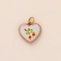 Détail d'un pendentif en forme de cœur avec motif floral et cadre doré pour bijoux DIY - Champagne Coeur