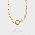 Collier en maille trombone dorée avec trois perles blanches et un fermoir anneau ressort - Style Chaîne Trois Perles (45+5cm/3*8mm)