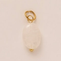 Macro del ciondolo in pietra bianca ovale con anello in metallo dorato e perle sottili - Pendente Cristallo Bianco(10)