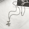 Detailed view of silver balloon dog pendant on high-polished stainless steel link chain - Balloon Dog Pendant + O-Chain / Silver