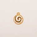 Dettaglio del ciondolo a spirale rotondo smaltato bianco placcato oro 18k per gioielli - Ciondolo Biscotto Bianco