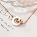 Roségoldene Kette mit Doppelring, weißer Muschel, römischen Ziffern und Zirkon - Roségold Weiß Muschel
