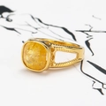 Bague dorée double anneau ajourée sertie d'une grande pierre naturelle jaune carrée - Saphir Orange Doré