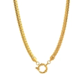 Gedetailleerde close-up van een vergulde Cubaanse schakelketting met grote ronde veersluiting - 45+5cm/5mm Slangenketting Met Matroos Sluiting