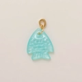 Lichtblauer Fischanhänger aus Harz mit Goldring und Perlenstruktur für DIY-Schmuck - Fisch-Anhänger (Hellblauer Perlmutt-Harz-Fisch-Anhänger)