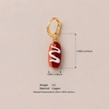 Kreative Hot-Dog-Anhänger Ohrringe aus Kupfer mit roter Emaille und Gold-Finish - Nur Anhänger / Hotdog Anhänger