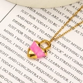 Collier minimaliste en titane plaqué or 18 carats avec pendentif cœur rose sur carte cadeau - Style B Or Rouge Émail