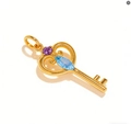 Sleutelvormige hanger van 18K verguld messing met blauw hart en paarse kristallen - Goud Sleutel