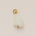 Pendentif bijoux DIY avec jade ovale blanc translucide poli et anneau doré sous vide - Verre de Mer Irrégulier Blanc