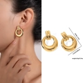 Boucles d'oreilles créoles dorées en acier titane avec dimensions 3cm par 2.3cm - Style Créole Cylindrique