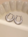 Orecchini a cerchio minimalisti in acciaio al titanio argento con trama plissettata fine - Stile Texture Plissettata Radiale (#0229)