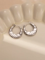Orecchini a cerchio minimalisti in titanio argento con motivi a stella incisi - Stile Texture Incisa a Fiocco di Neve (#0224)
