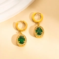 Elegante Ohrringe aus Gold-Titanstahl mit ovalem grünem Edelstein und Zirkonia - Grüne Ohrringe