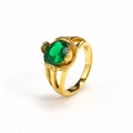 Anello vintage placcato oro 18k con una grande gemma verde ovale al centro - US 6 / Oro Zircone Verde