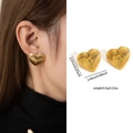 Boucles d'oreilles cœur en acier titane doré avec design de texture ondulée en 3D - Cœur à Ondulations Verticales (ZJGE0407)