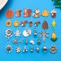 Set de dijes de otoño DIY con colgantes de ardilla calabaza y bellota esmaltados - Set de 30 Piezas de Ardilla y Calabaza Acción de Gracias (SN1006)