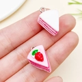 Ciondolo torta di fragole in resina rosa con anello in metallo per gioielli e portachiavi - Rosa (SN1404-23840)