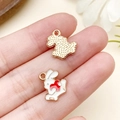Pendentif lapin en alliage avec cœur rouge et détail doré texturé sur l'envers - Lapin Cœur en Émail Blanc (23082)