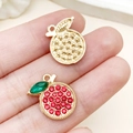 Pendentifs de fruits DIY pour bijoux ornés de strass rouges et verts étincelants - Pomme Strass Émail Rouge Or KC (23417) / 17x13x3mm