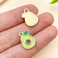 Pendentif avocat miniature en alliage émaillé pour bijoux DIY avec finition dorée - Avocat (Vert)