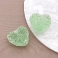 Perle a cuore in acrilico verde menta con trama a pietra per gioielli fai da te - Verde Trasparente