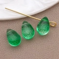 Set fai-da-te con tre perline a goccia in vetro verde e uno spillo in metallo dorato - Ciondolo a Goccia (23674) / 1 Pezzo (9x6x5mm) / Verde Scuro Trasparente Piccolo