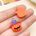 Handheld resin Halloween pumpkin charm with purple wizard hat and silver metal ring - Pumpkin with Wizard Hat (24215) / 18x22mm
