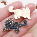 Zwarte emaille kattenhangers met gouden maan en sterren voor Halloween sieraden maken - Strekende kat (18144)