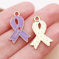 Colgante de lazo de esmalte púrpura con texto LOVE blanco y patrón de corazón - Lazo de Cinta Love (24859) / 1 Pieza (21x14x1mm) / Púrpura