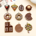 Set di ciondoli in resina a forma di dolci al cioccolato per gioielli fai-da-te e donut - Set Dessert al Cioccolato (SN1472)
