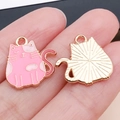Colgante de gato rosa en aleación de zinc con chapado en oro para creación de joyas - Gato Esmaltado Rosa (25177)