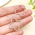Ciondoli a quadrifoglio in acciaio inossidabile oro rosa per creazione gioielli DIY - Stile Quadrifoglio (T1818)