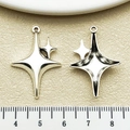Ciondoli a stella d'argento con vista fronte e retro per gioielli fai da te - Stella a Quattro Punte con Croce Argento Antico Stile E (22343)