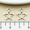 Set di due ciondoli a forma di stella in argento antico per gioielli DIY - Stella Sottile in Argento Antico (22344)