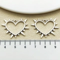 Pendentif cœur évidé en argent vieilli avec bords en épines et anneau pour bijoux DIY - Style Cœur Épine Argent Antique (22284)