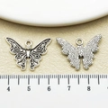 Vintage silver hollow butterfly alloy pendant charms for DIY jewelry and bracelets - Antique Silver Butterfly (22323)