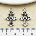 Pendentifs en forme de croix en alliage argenté pour bracelets DIY avec motifs - Croix Argent Antique (22333)