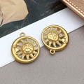 Colgante vintage de sol y luna en acero dorado esmaltado para creación de joyas DIY - Colgante de Sol y Luna Dorado / 18x21x4mm