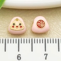 Breloques zongzi roses avec visage de dessin animé et signe Fu pour bijoux DIY - Petit (22641)
