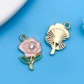 Pendentif rose émaillée rose et breloque coquillage doré avec cristaux pour bijoux DIY - Rose en Strass Émail Rose