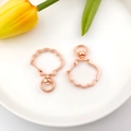 Roségouden schelpvormige karabijnsluiting voor DIY sleutelhanger accessoires van zink - Schelp (12809)