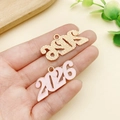 Colgante año 2026 esmaltado rosa con baño de oro para joyería DIY y brazaletes - Grande 18x37mm / Rosa