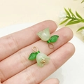 DIY Lelietje-van-dalen hangers van acryl met groene bladeren en parels voor sieraden - Groen