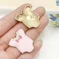 Colgante de pelele para bebé en esmalte rosa y oro para creación de joyas DIY - Body con Lazo Rosa (22980)