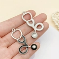 Ciondoli a stetoscopio in argento con smalto nero per creazione di gioielli fai-da-te - Stetoscopio Grande Smalto Nero Bianco K