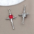 Vintage-Silberkreuzanhänger mit rotem Edelstein und aufwendiger Drahtwicklung - Quadratischer Roter Strass Kreuz (16823)