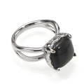 Vista detallada del anillo de plata de doble banda con piedra negra cuadrada tallada - Tono Acero Ojo de Gato Negro